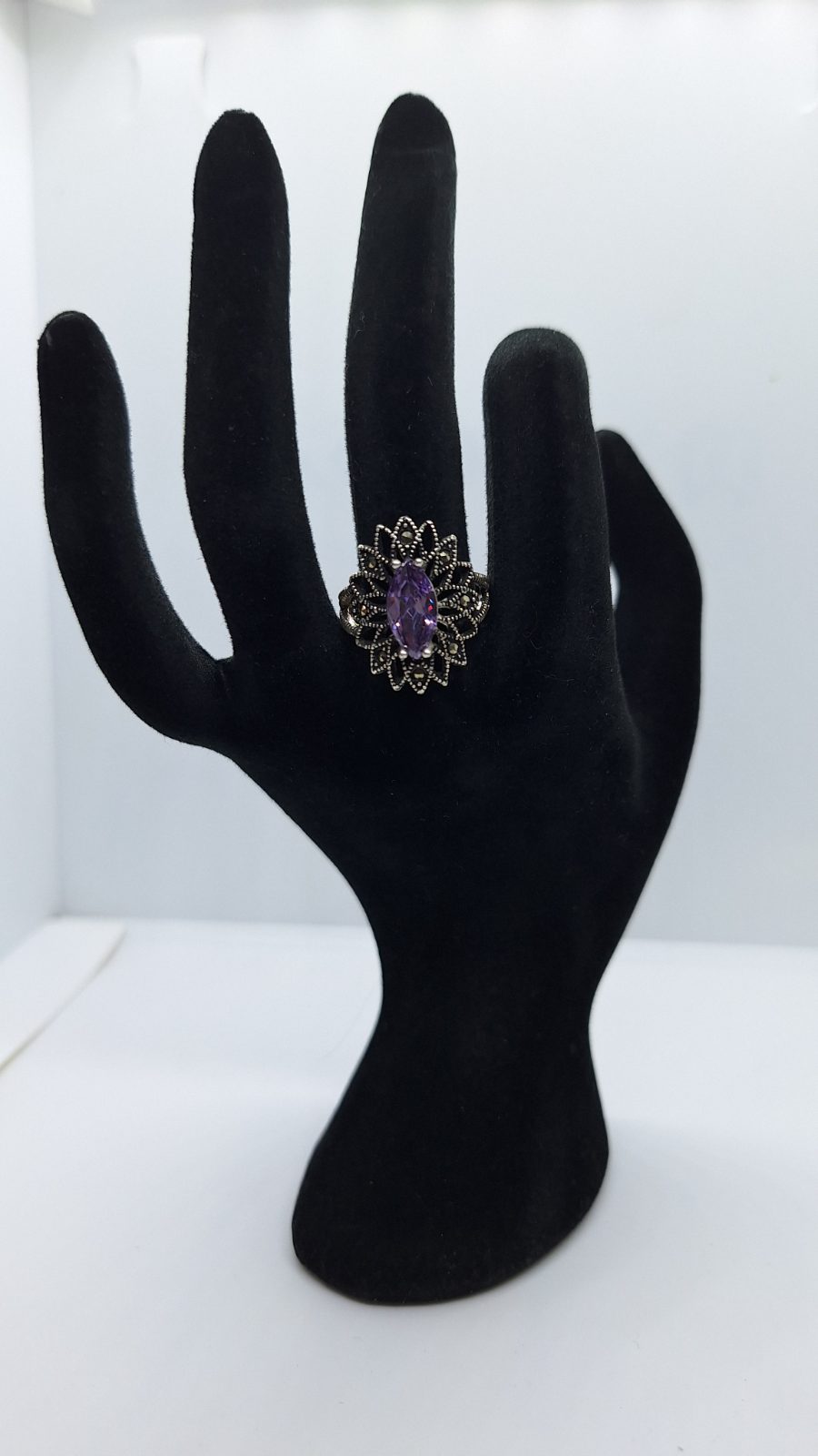Anillo flor marquesita piedra ovalo