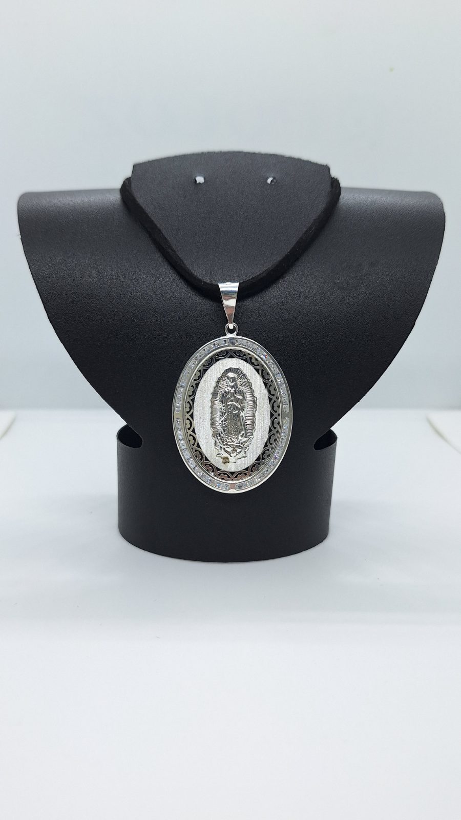Dije Virgen de Guadalupe piedras grande