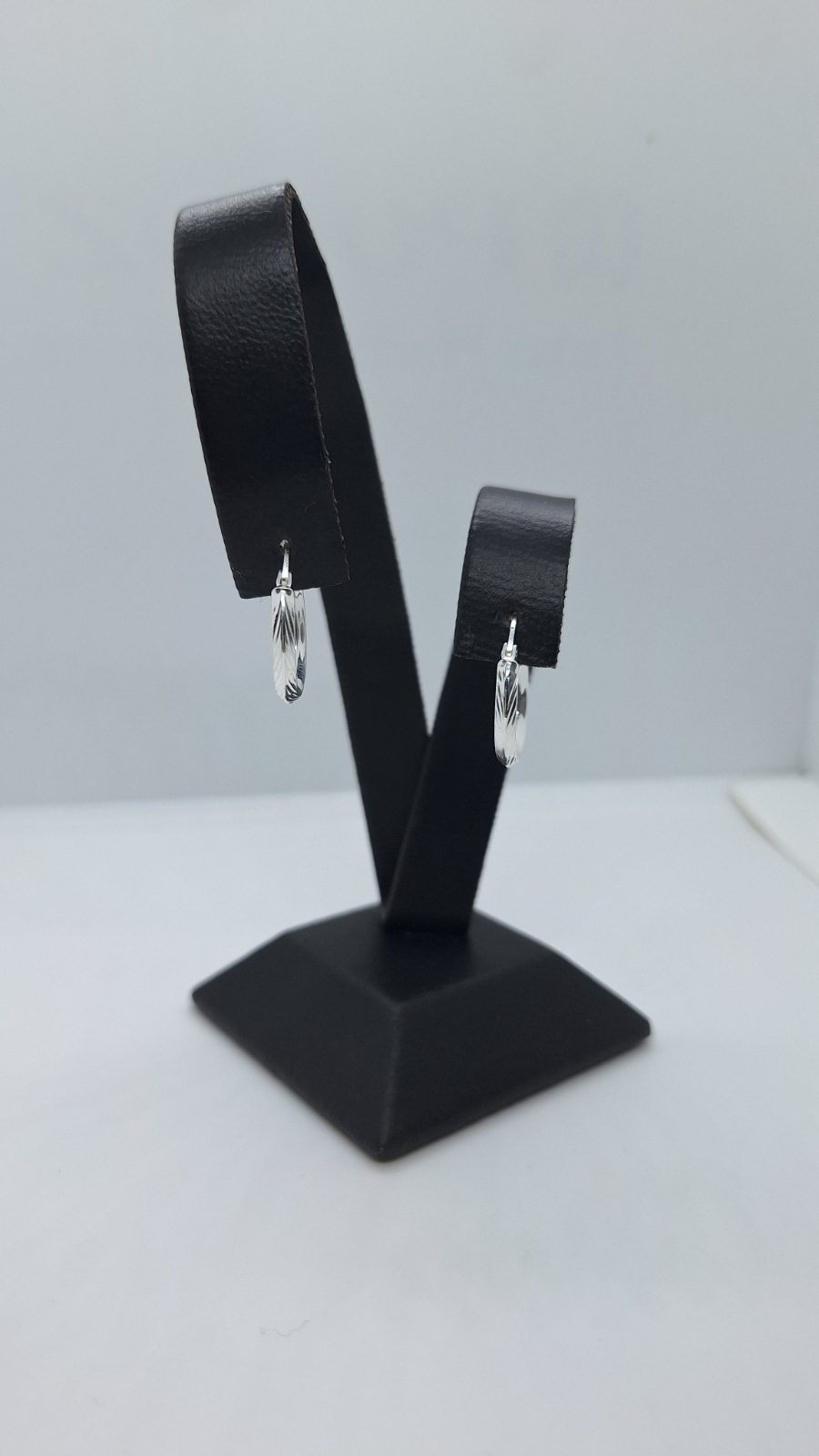 Arracadas diamantadas V chicas