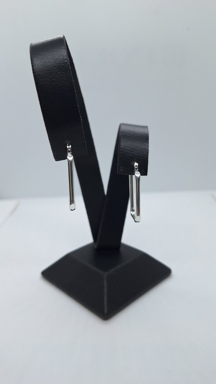 Arracadas lisas rectangulares chicas